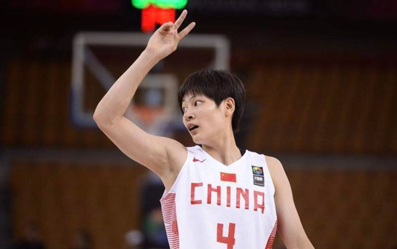 世俱杯买球-球员也需要生活！杨力维怒斥大集训弊端 宫鲁鸣和篮协会改变吗